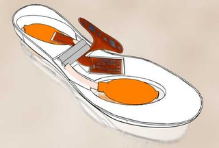 Illustration for article titled Verb for Shoe Auto-Adjusts Comfort With Built-in Computer